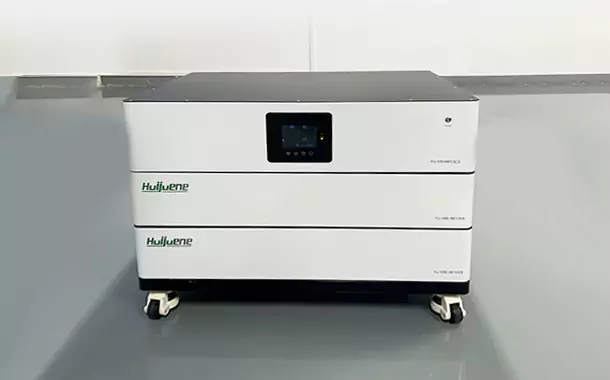 مشروع تخزين الطاقة المدمج والمكدس بقدرة 10 كيلوواط ساعي في أوكرانيا